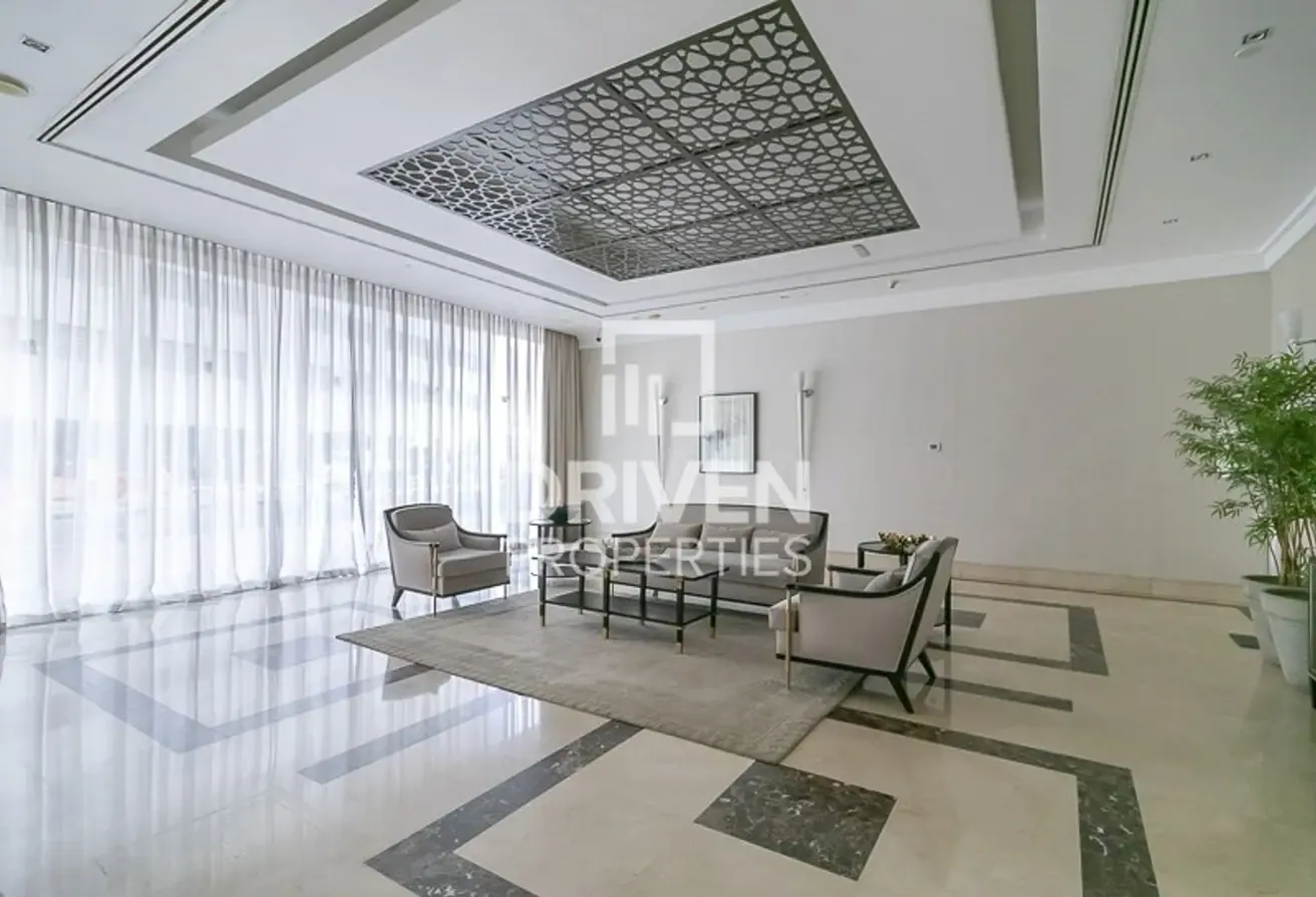 Well Maintained | Close to Emirates and Metro