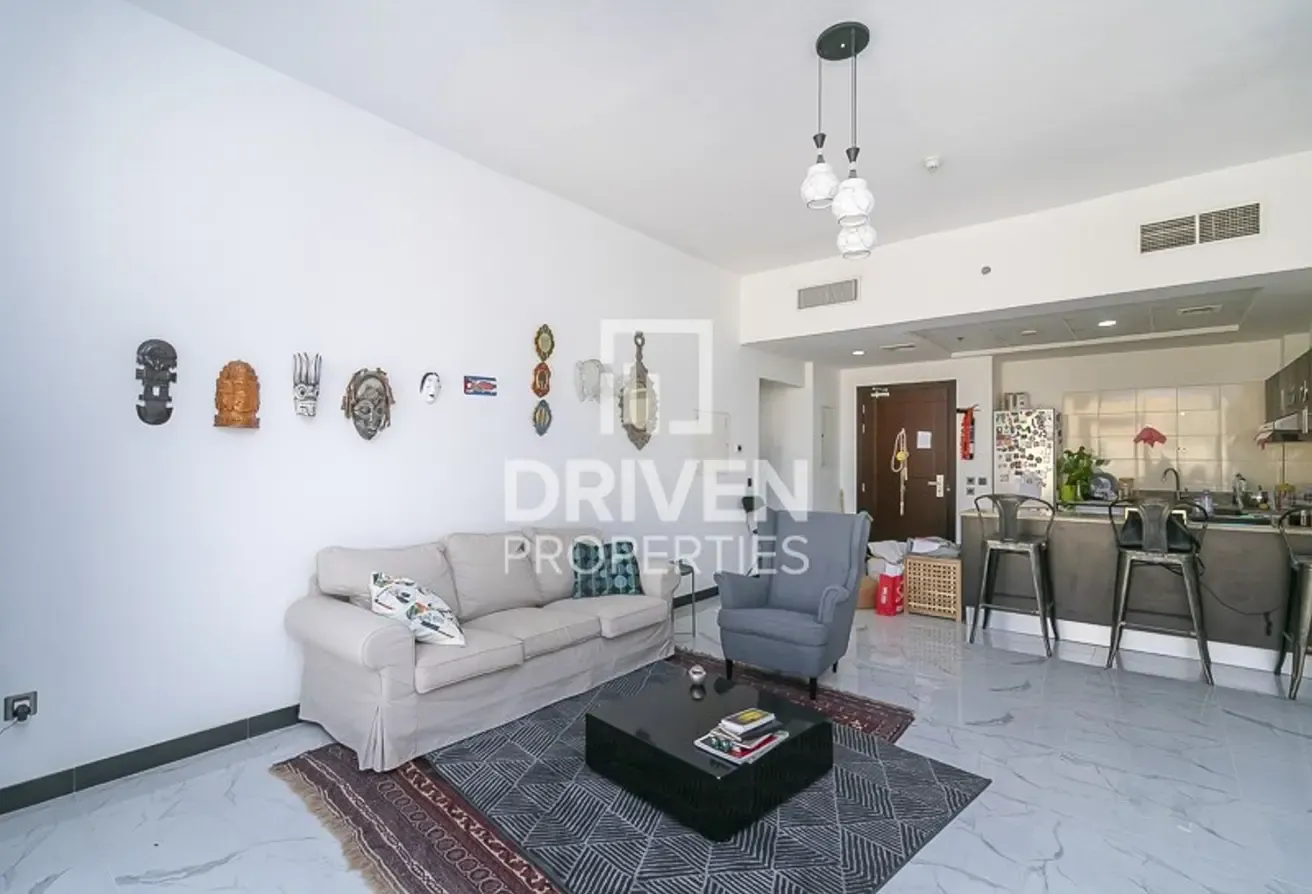 Well Maintained | Close to Emirates and Metro