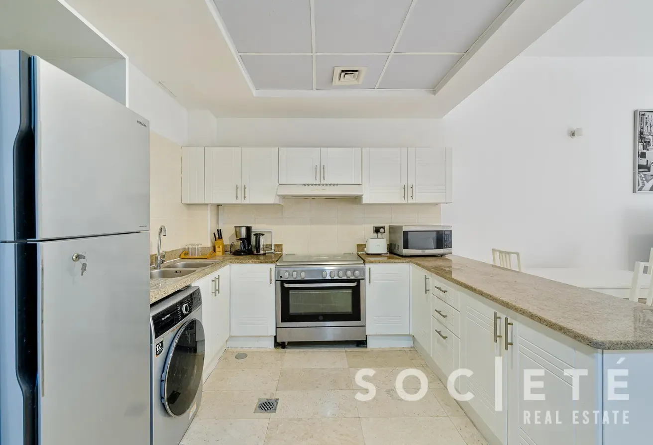 Spacious 1BR  I Vacant I Multiple Units Available
