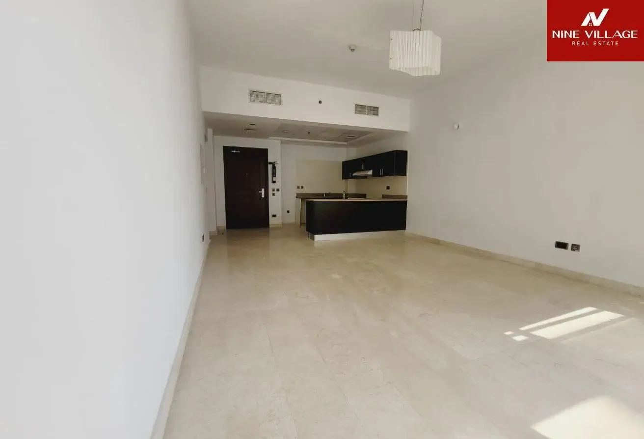 CHILLER FREE \VACANT\NEAR EMIRETS MALL |FREEHOLD