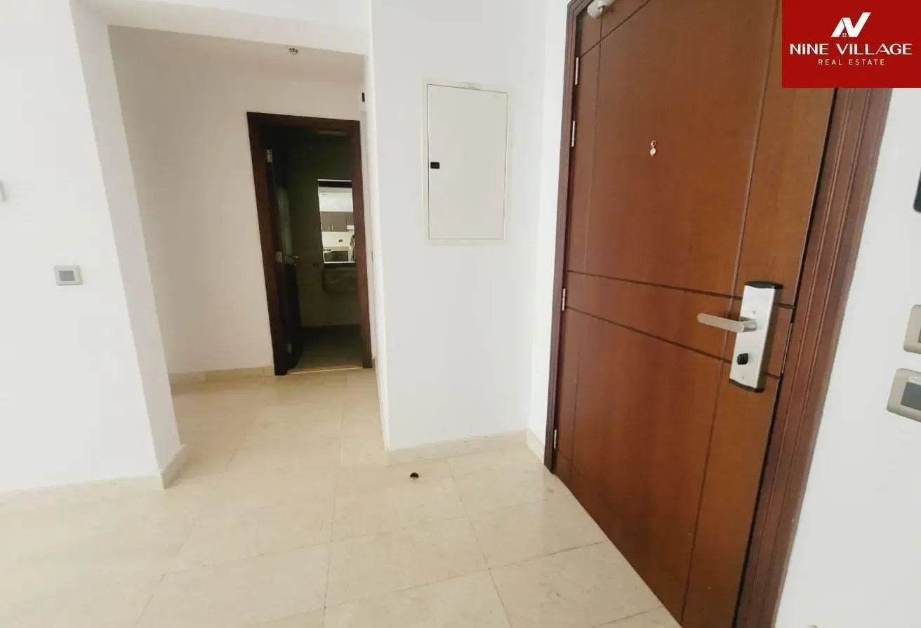 CHILLER FREE \VACANT\NEAR EMIRETS MALL |FREEHOLD