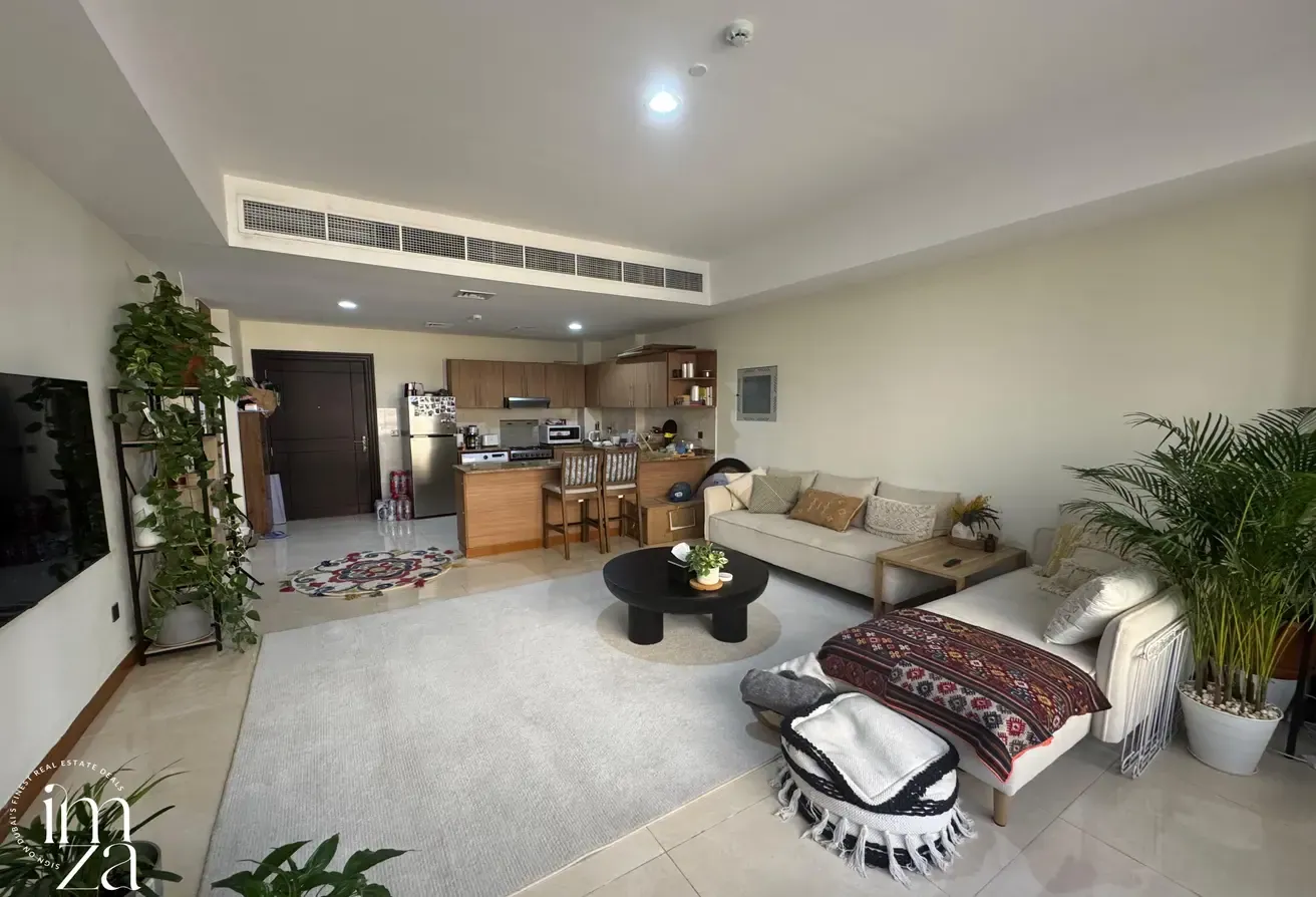 SPACIOUS | NEAR MOE | INVESTOR DEAL | UNFURNISHED