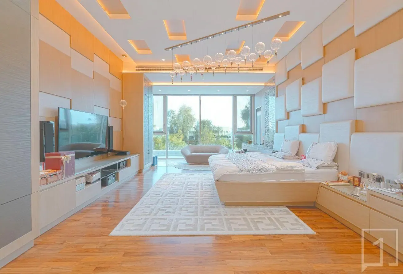Golf Course | Prime Entry Opportunity | Vastu