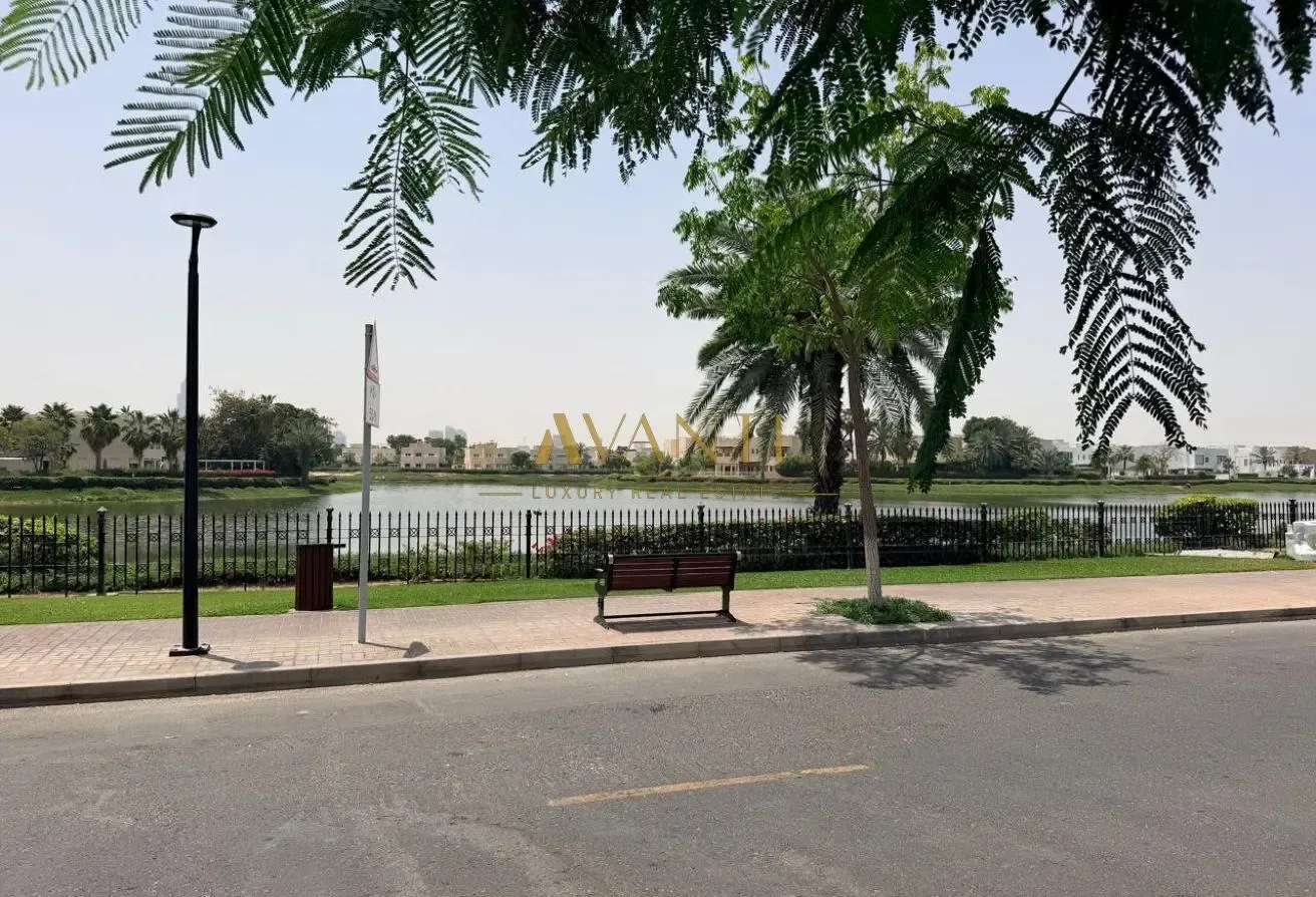 Full Renovation | Full Lake View | Vaastu Plot