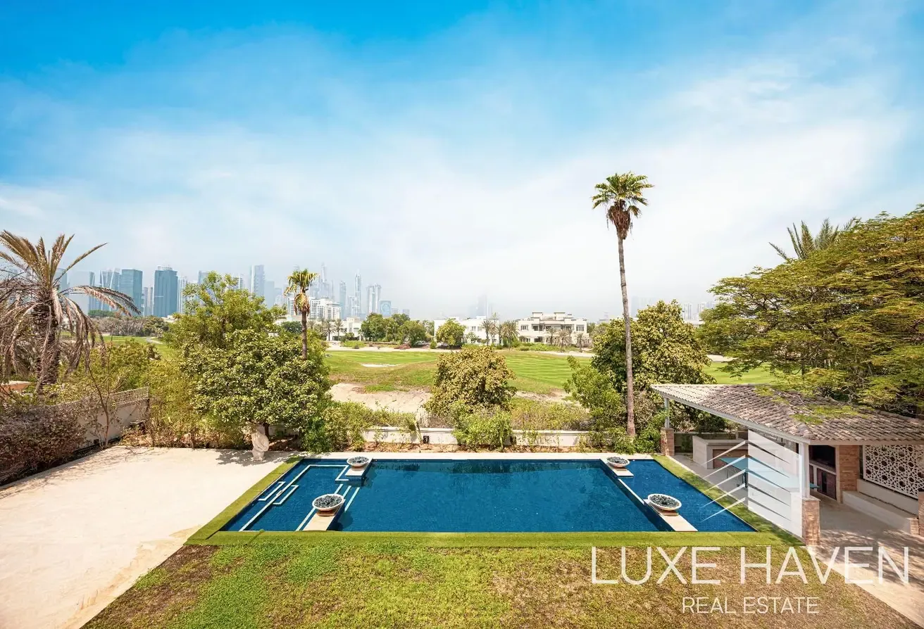 Exquisite 6-Bedroom Villa | Golf Course View