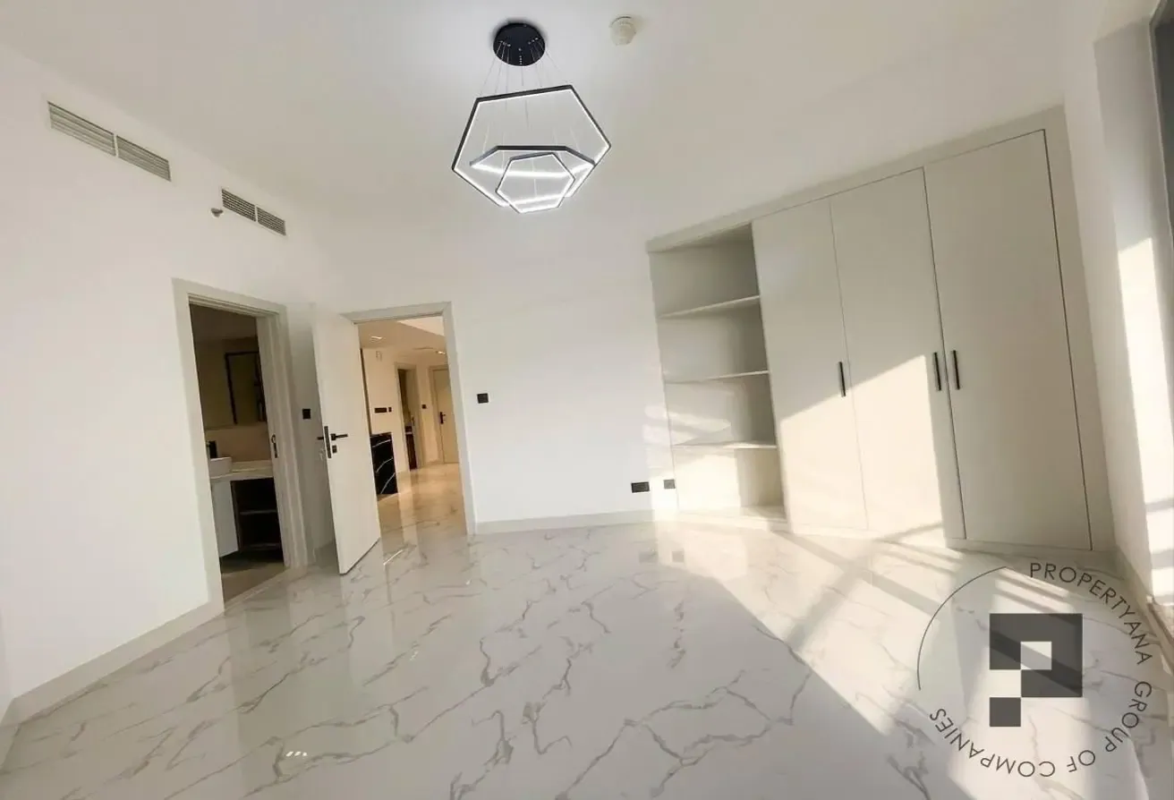 Renovated 1BR | Spacious Balcony | Vacant Now