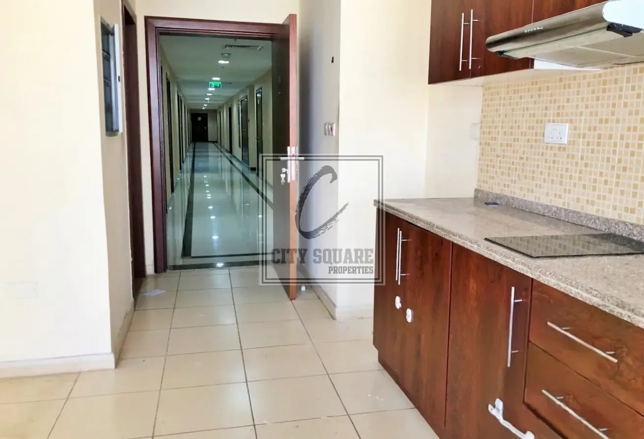 STUNNING SPACIOUS ONE BEDROOM + STUDY FOR SALE
