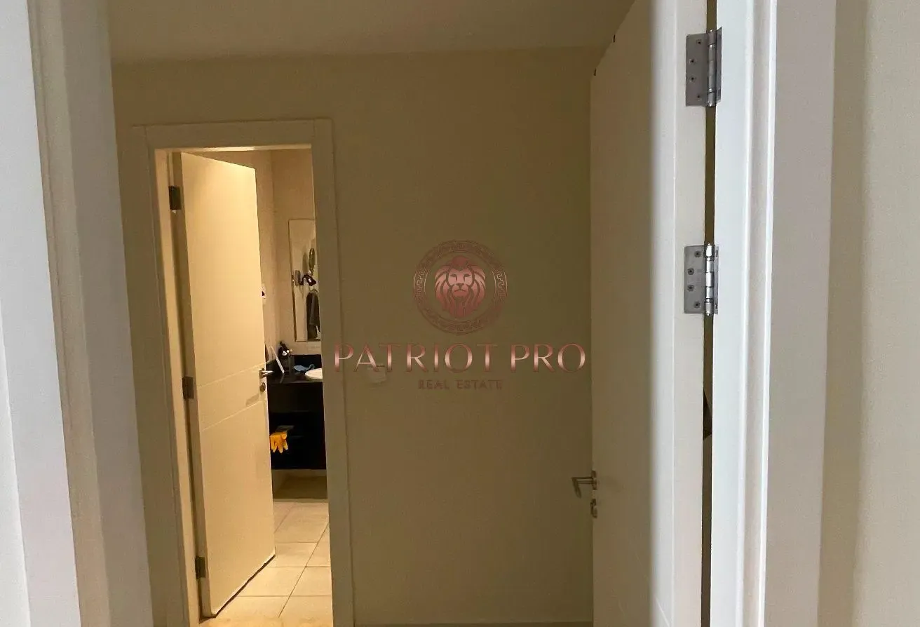Below Market Price | Spacious 1BR | 890 Sq. Ft. |