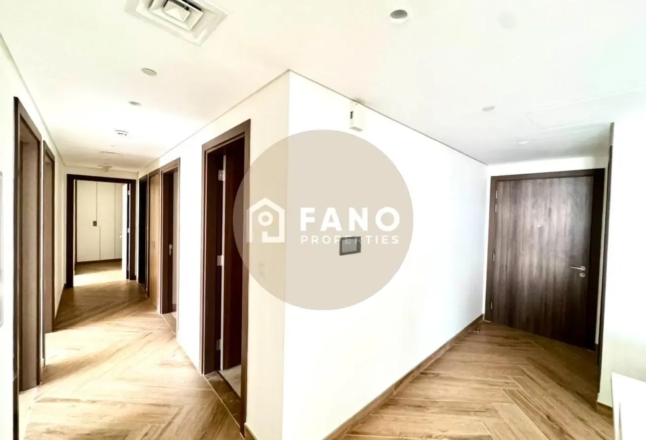High Floor - Type H1 - West Tower -Vacant