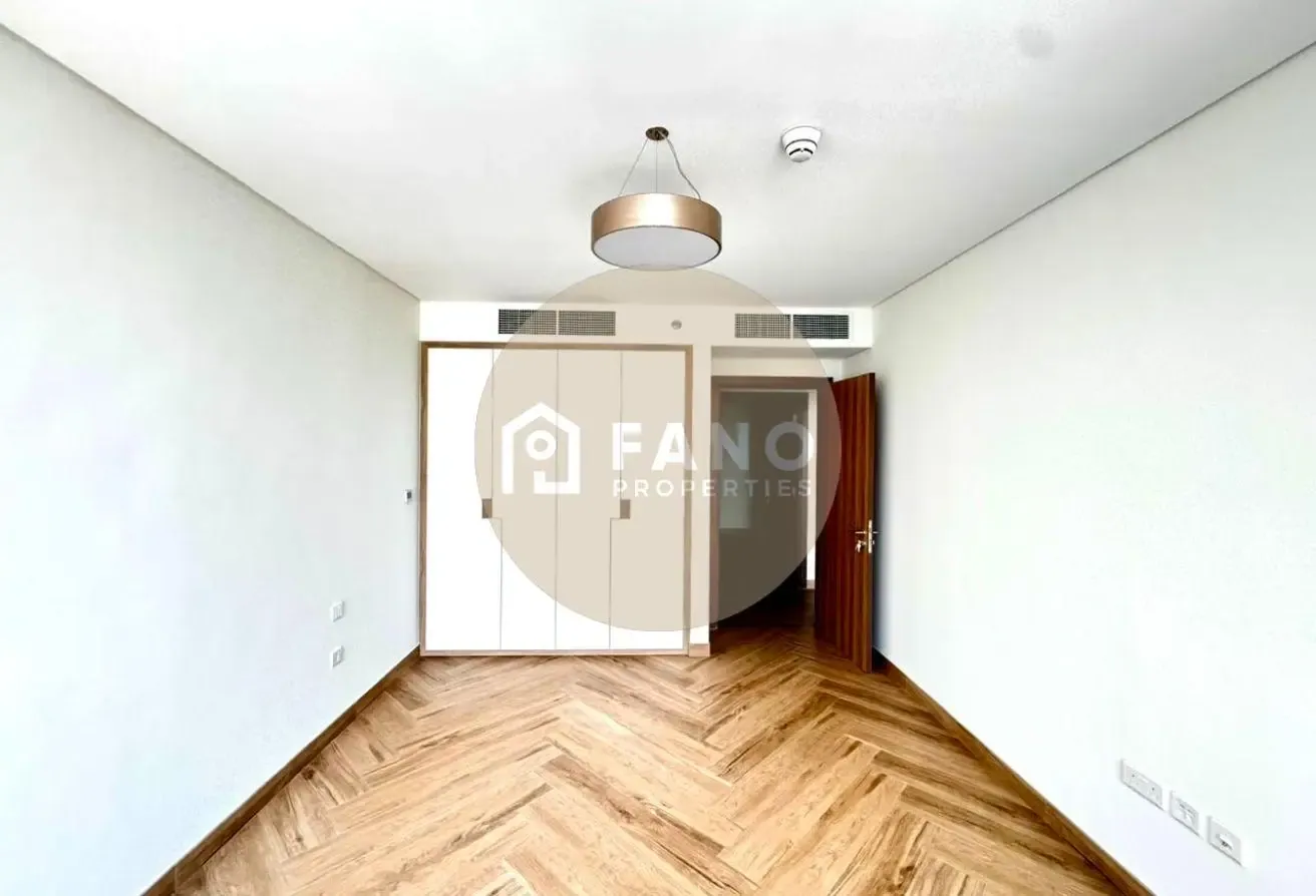 High Floor - Type H1 - West Tower -Vacant