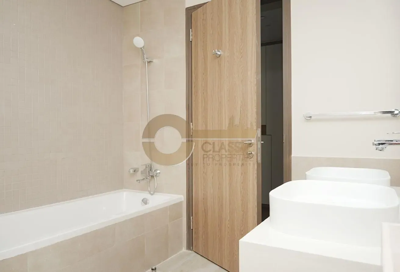 INVESTOR DEAL | SHEIKH ZAYED VIEW | HIGH FLOOR
