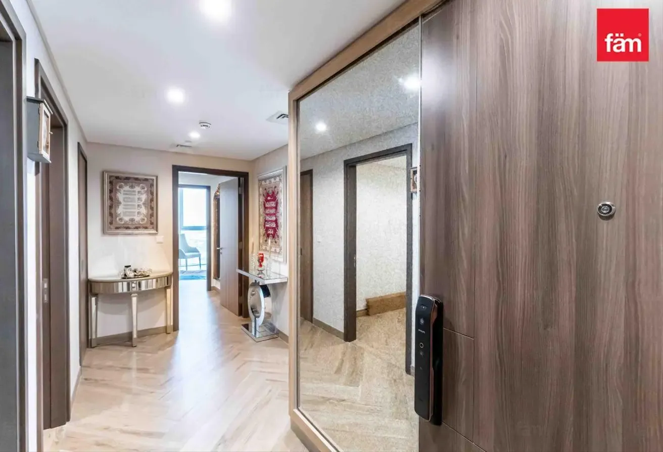Furnished | Close To Downtown And Business Bay
