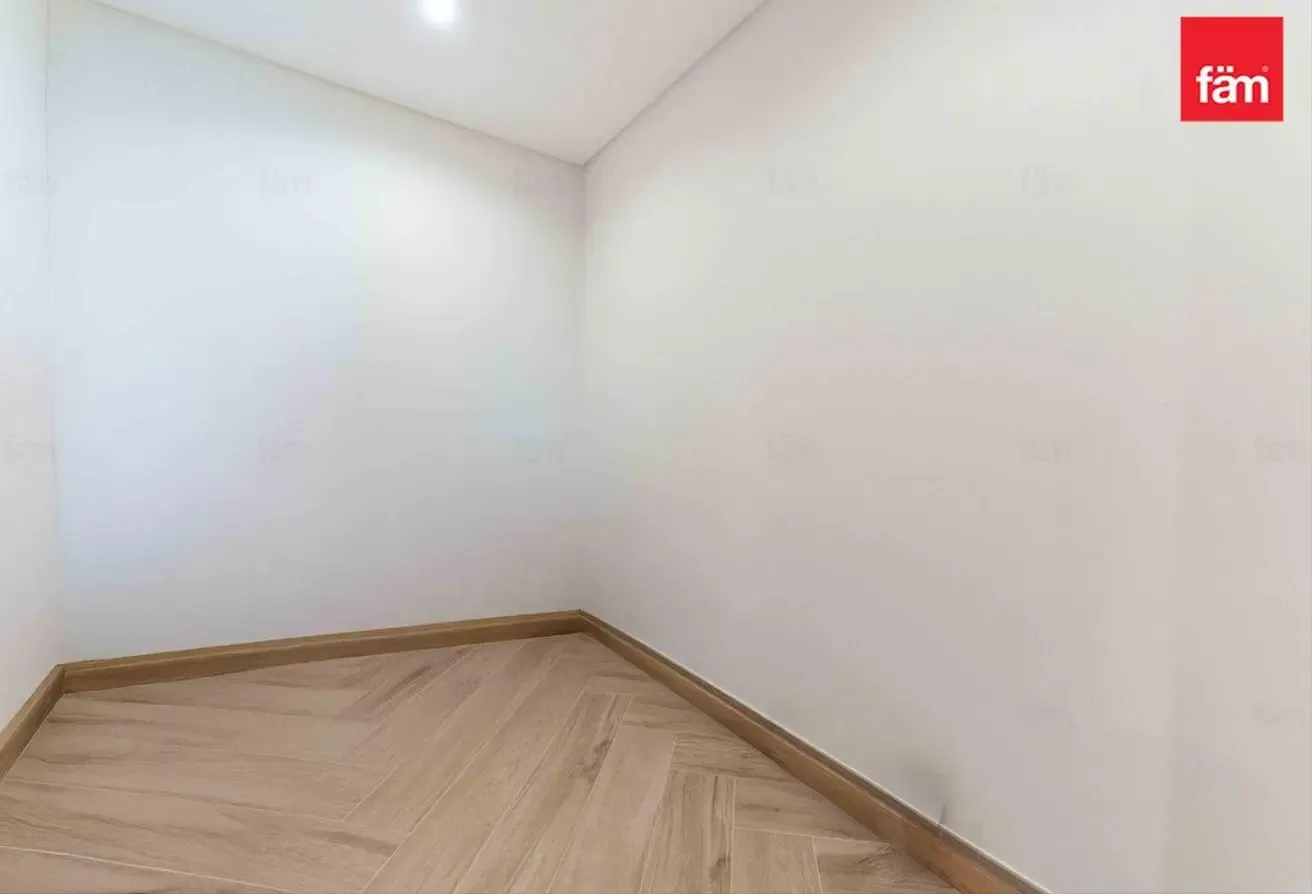 Furnished | Close To Downtown And Business Bay
