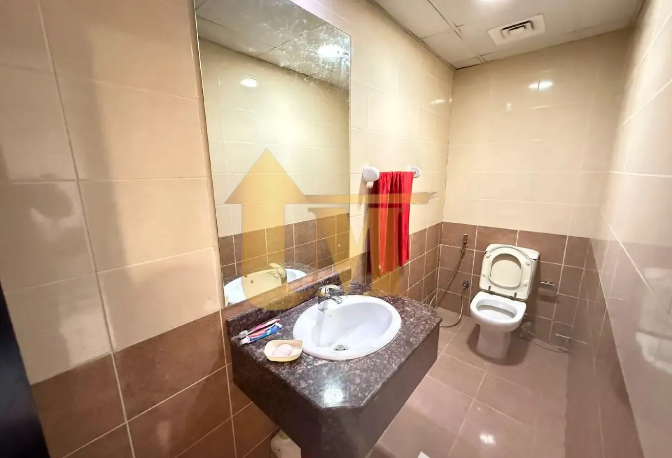 FREE HOLD | WELL MAINTAINED | VACANT |NEXT TO SOUQ