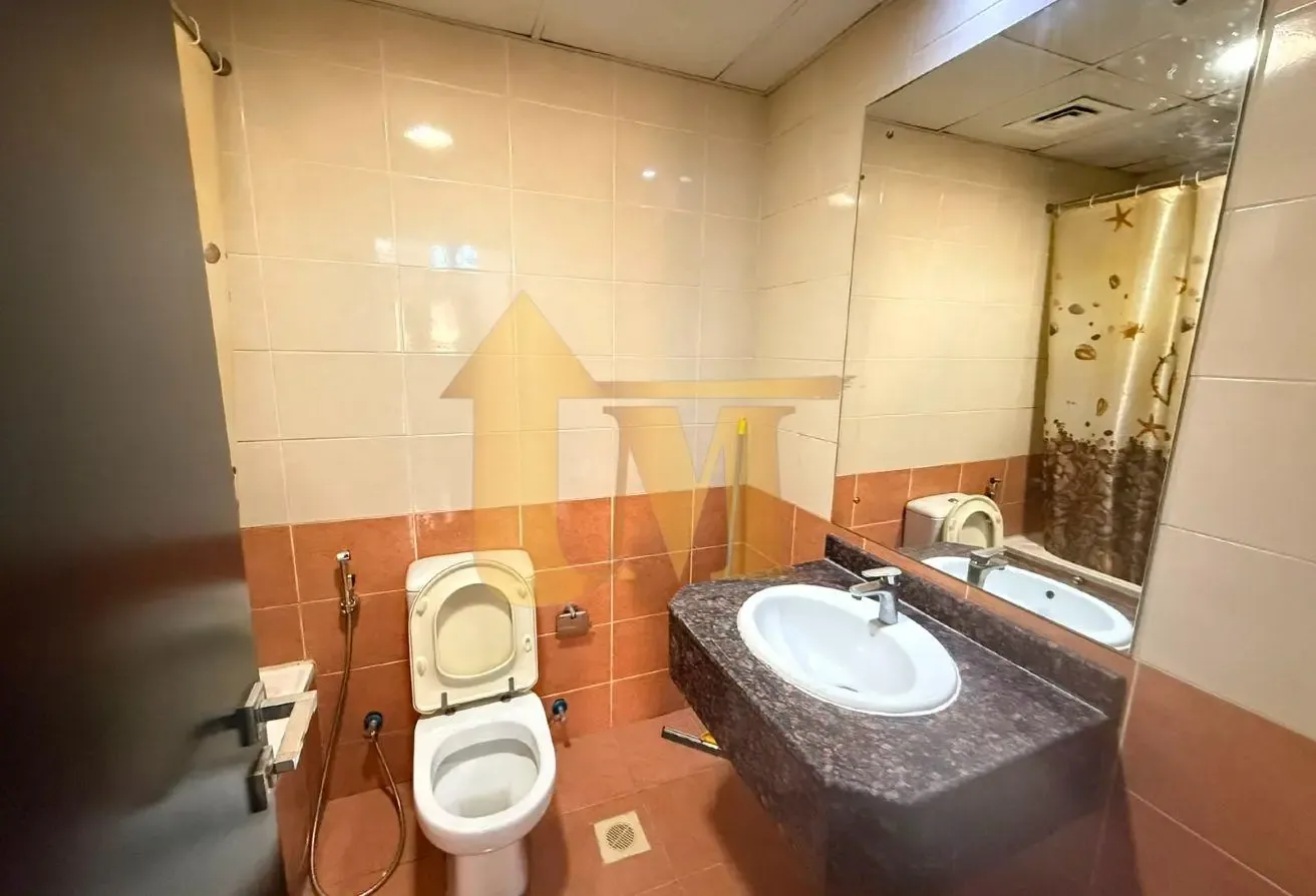 FREE HOLD | WELL MAINTAINED | VACANT |NEXT TO SOUQ