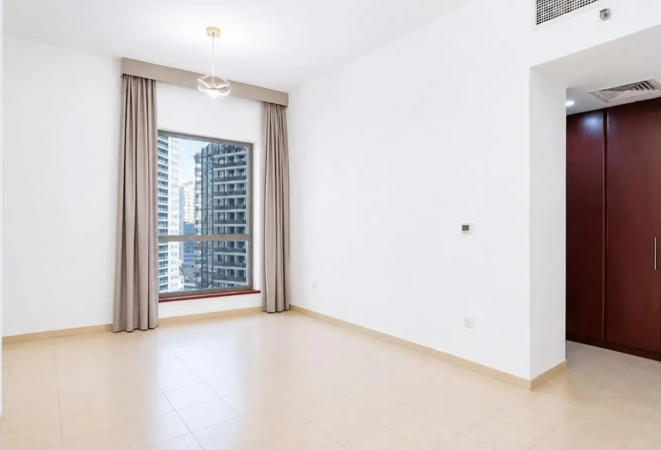 3BR | Shams 2 JBR | Sea & City Views | Pool Access