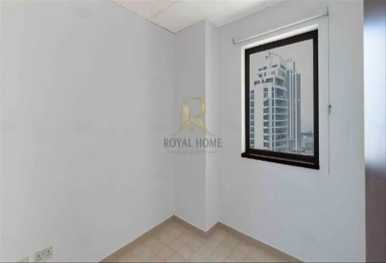 Beachfront Living | Exclusive Amenities