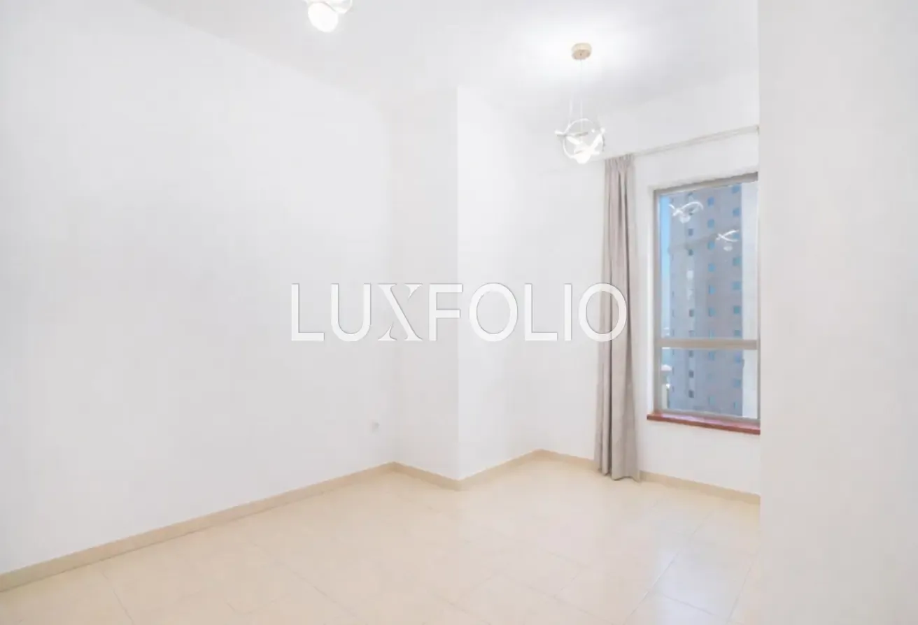 Mid Floor, Vacant Soon, Investment for Families, Spacious