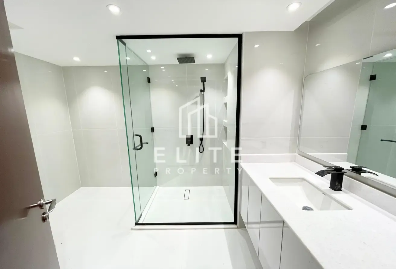 Motivated Seller | Vacant | Upgraded