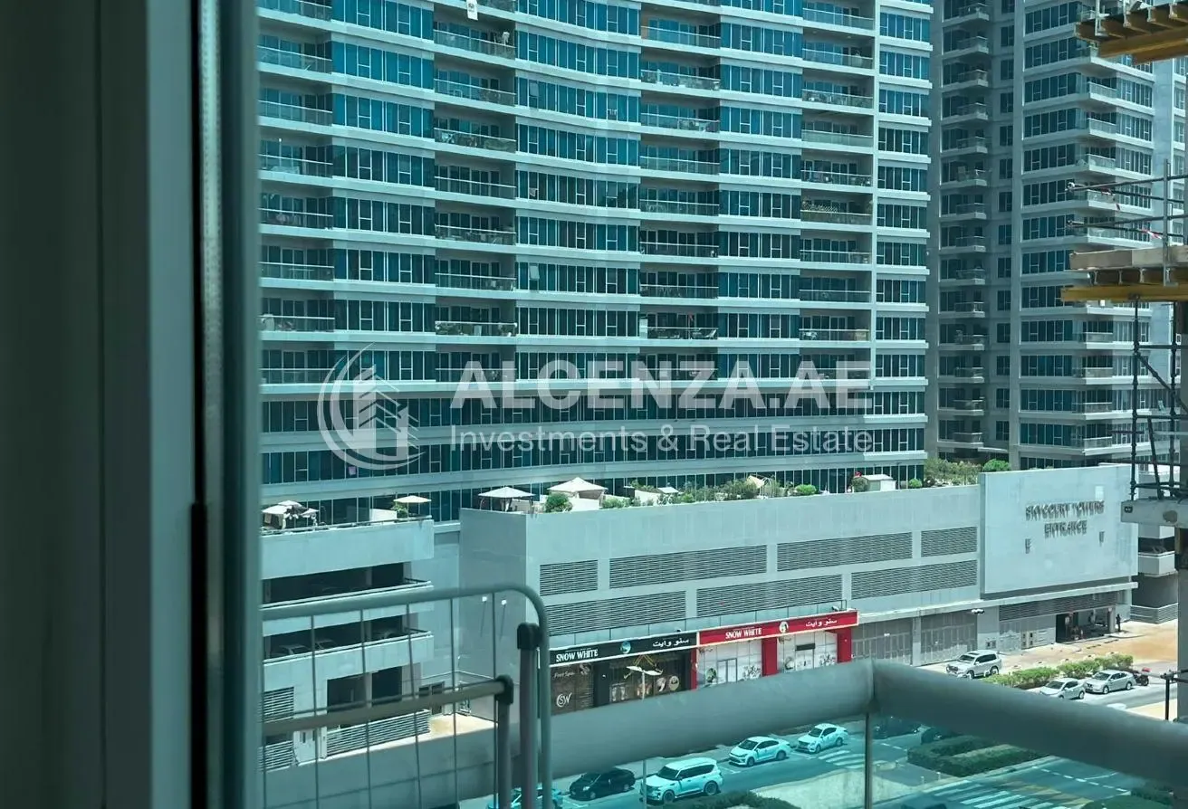Elegant 1BR | Unfurnished | Family-Friendly Comm.