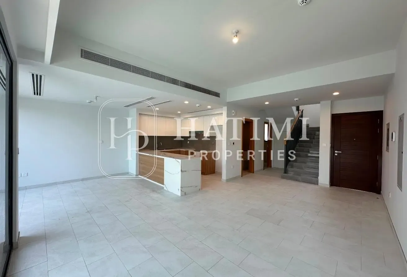 SINGLE ROW| SPACIOUS LAYOUT |VACANT| READY TO MOVE