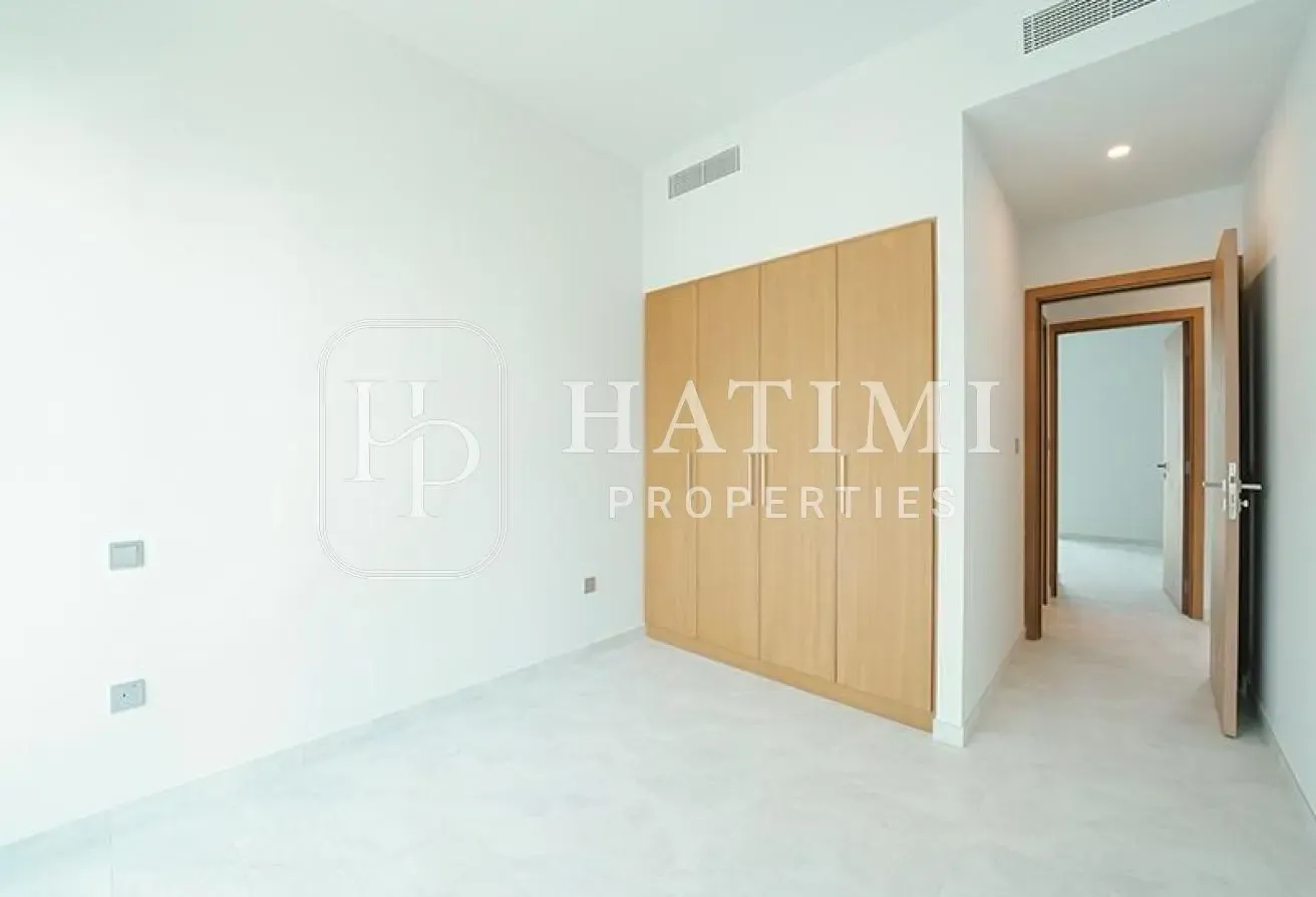 SINGLE ROW| SPACIOUS LAYOUT |VACANT| READY TO MOVE