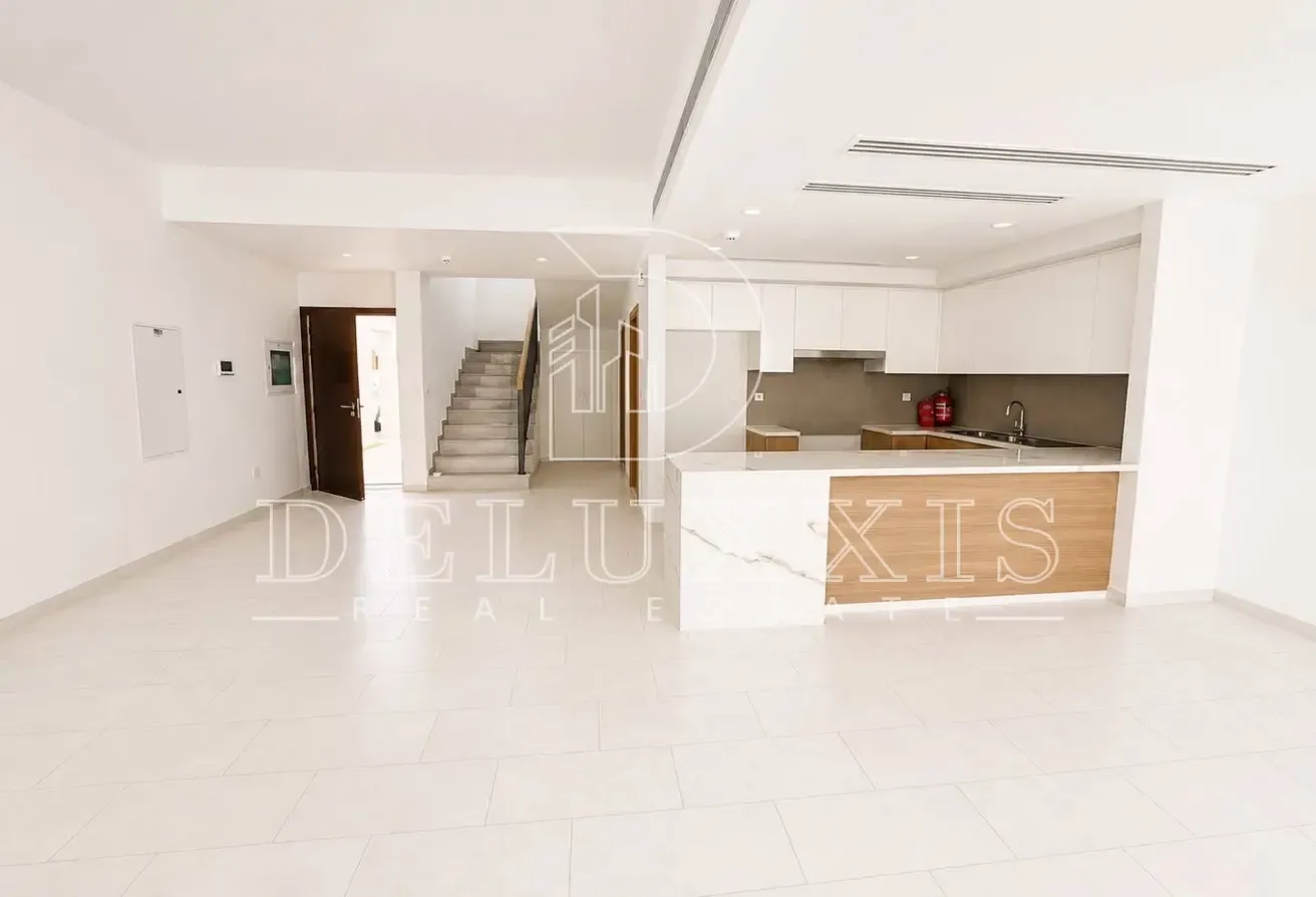 3 Bedrooms + Maid | Prime Location| Close to the Park