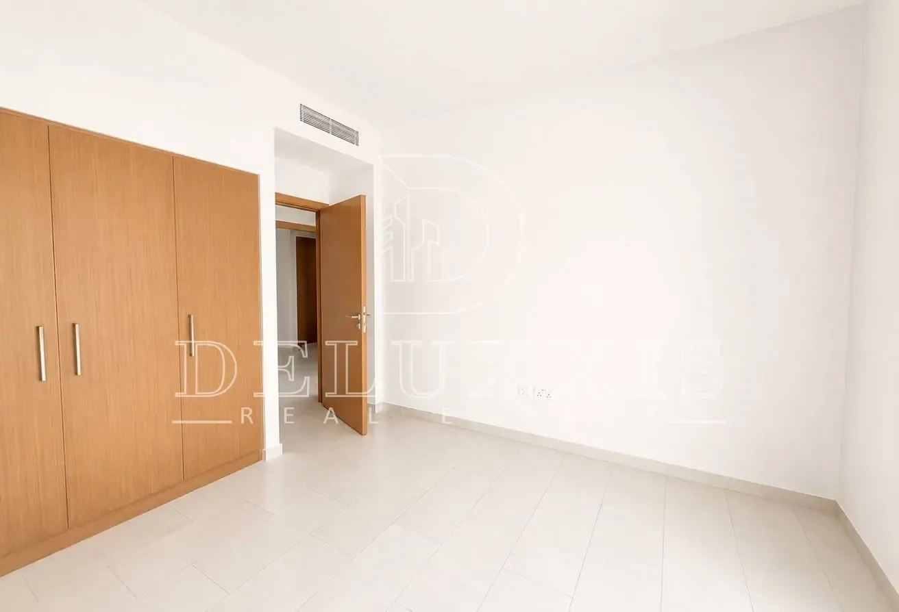 3 Bedrooms + Maid | Prime Location| Close to the Park