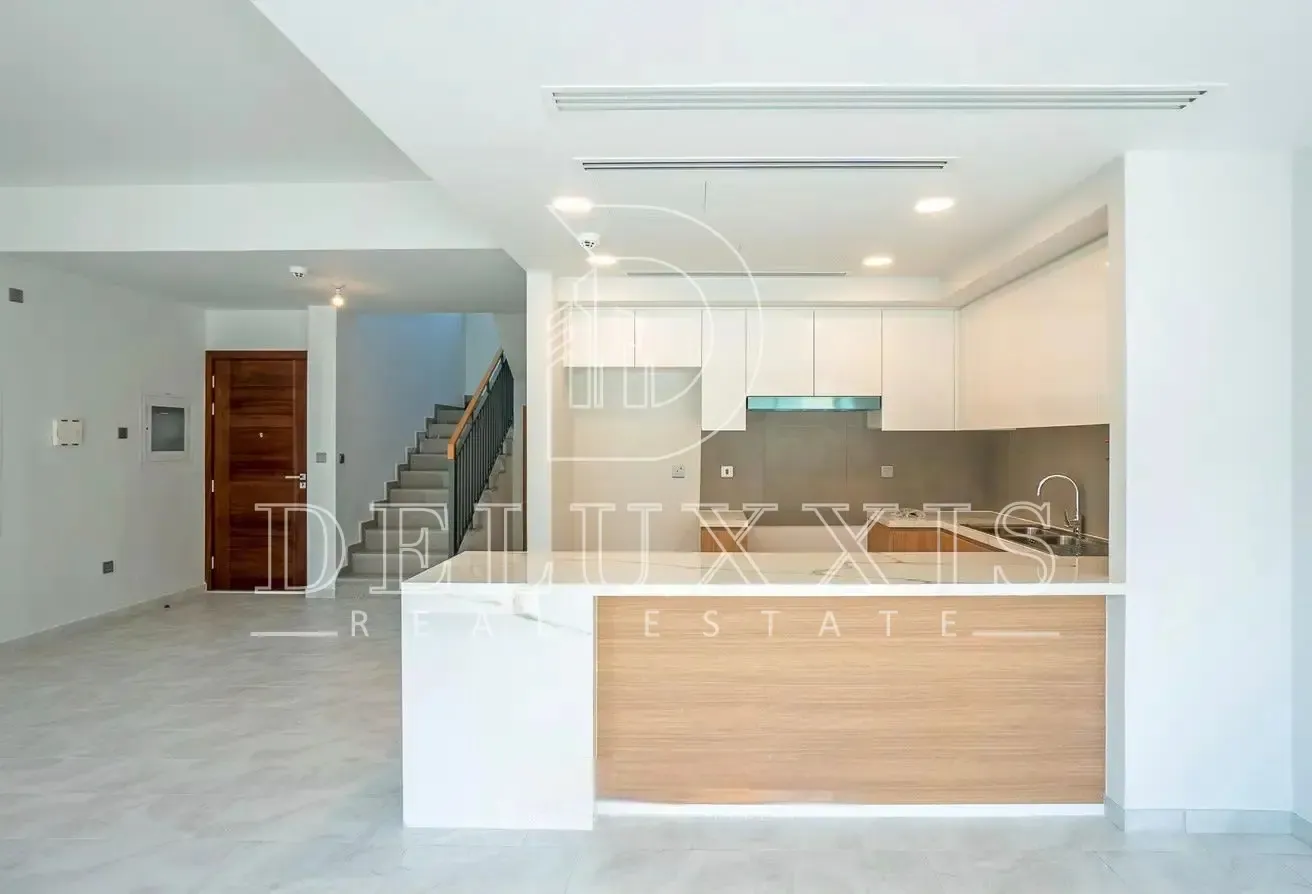 3 Bedrooms + Maid | Prime Location| Close to the Park