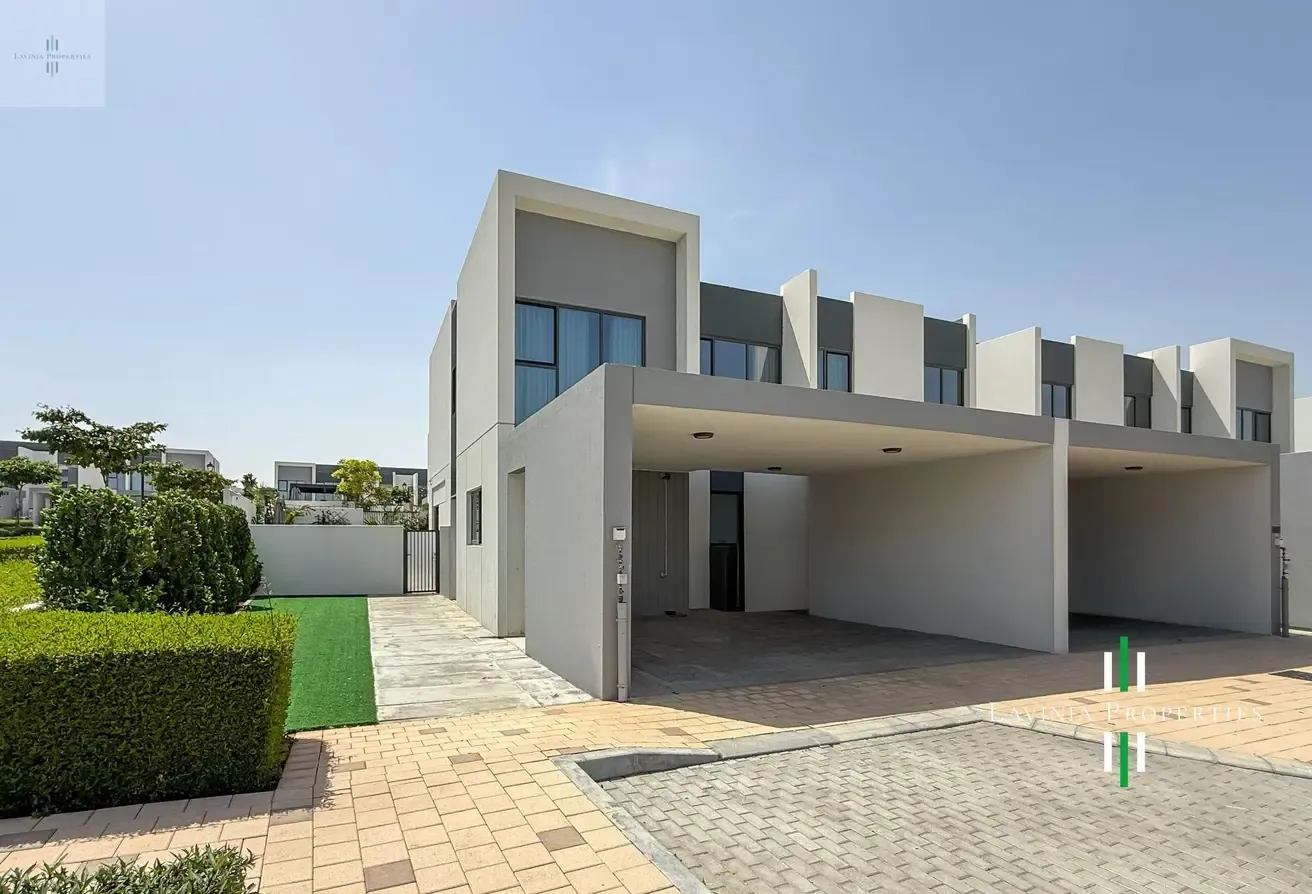 END UNIT | SPACIOUS | VACANT | VASTU | MAKE OFFER