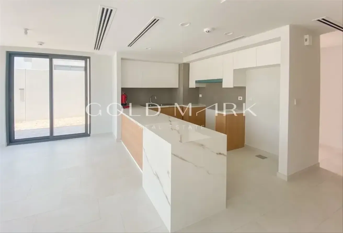 Big Plot | Ready To Move | Close To Pool