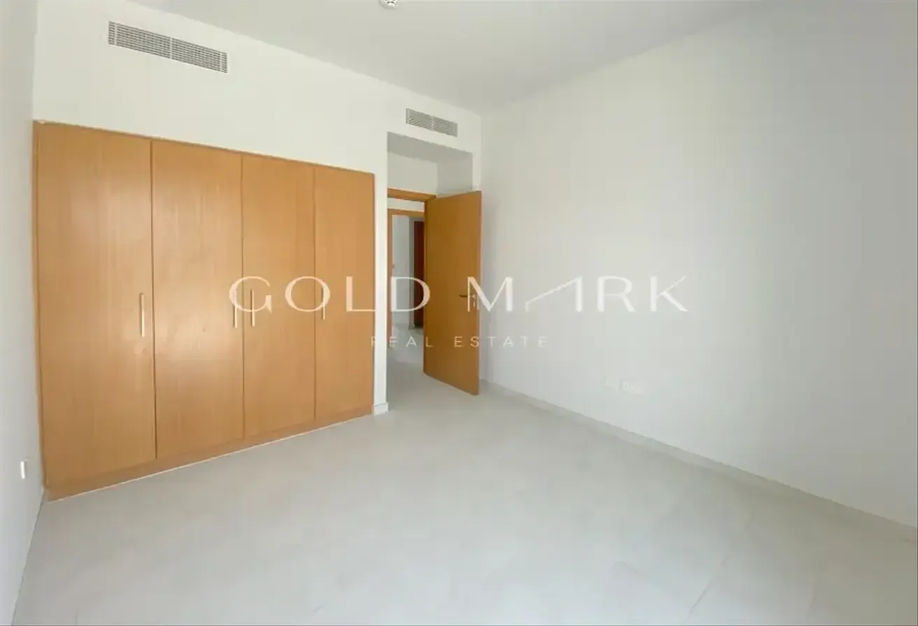 Big Plot | Ready To Move | Close To Pool