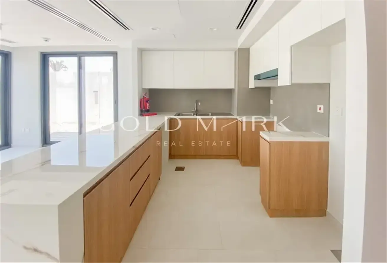 Big Plot | Ready To Move | Close To Pool