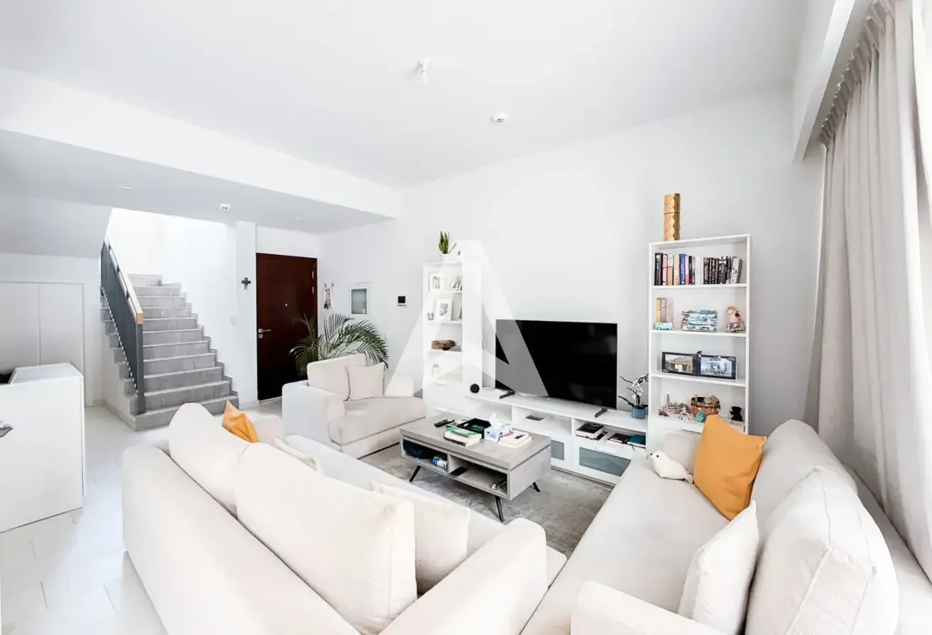 Spacious 3BR+Maid | Back to Back | Villanova