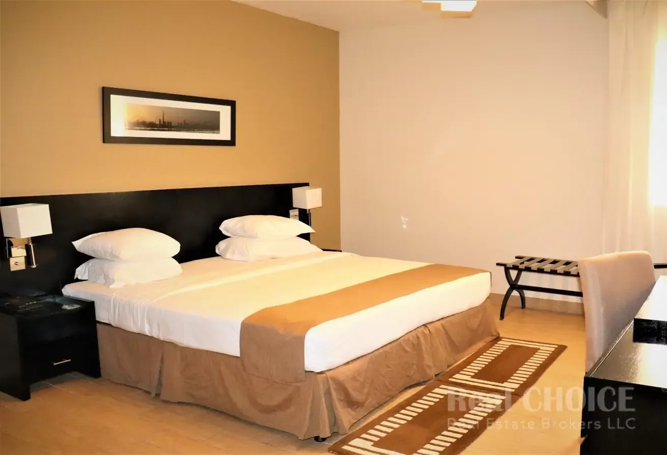 Furnished | Near Metro | 3BR | Ready to Move In
