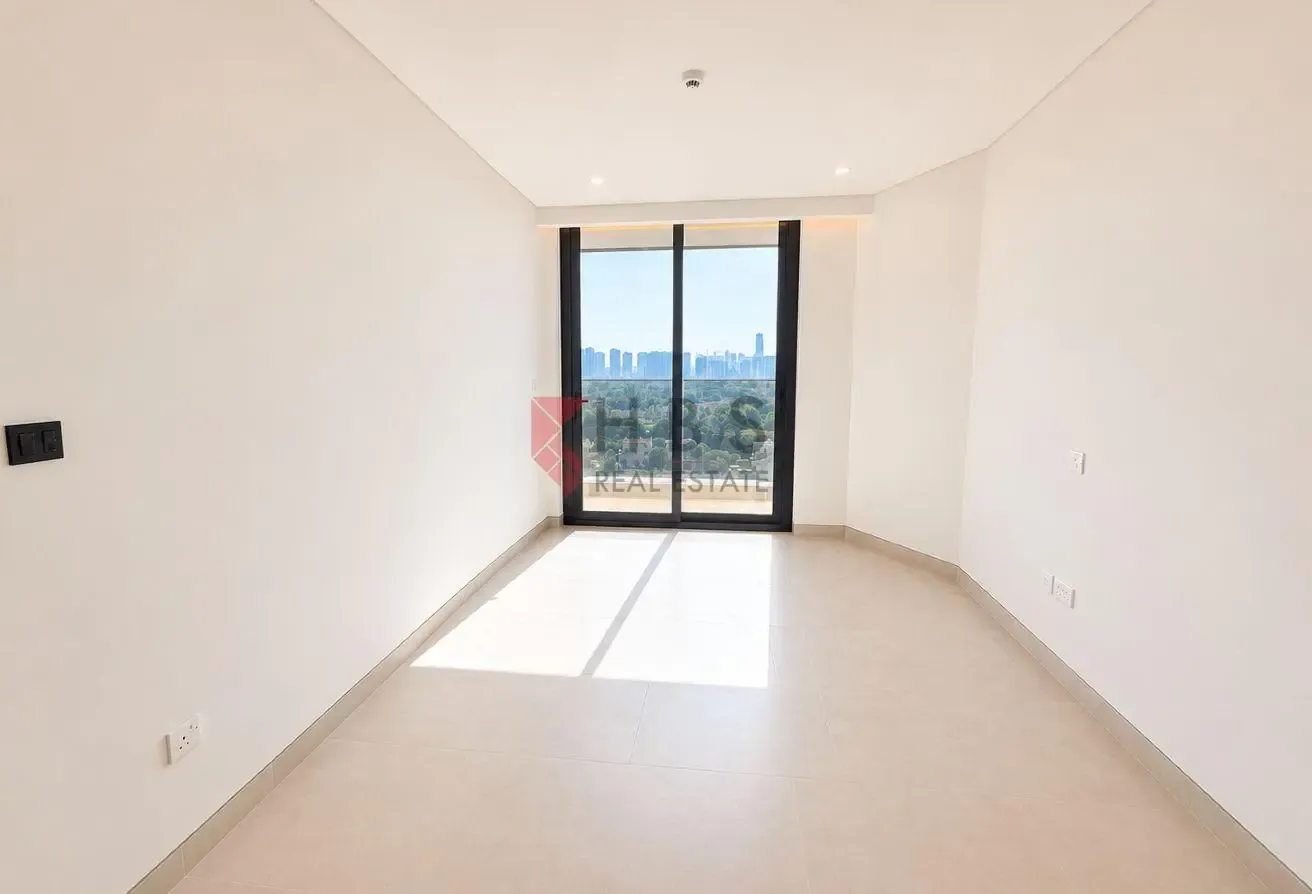 SPACIOUS 1BR| BRIGHT AND WELL‑DESIGNED| GOLF VIEWS