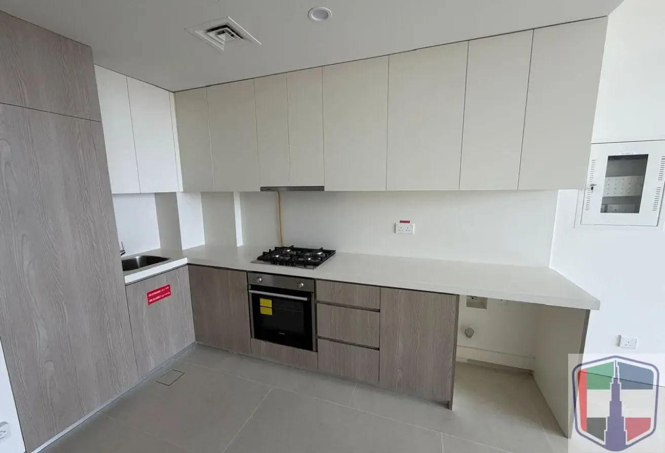 AVAILABLE I GOLF VIEW I UNFURNISHED I HIGH FLOOR