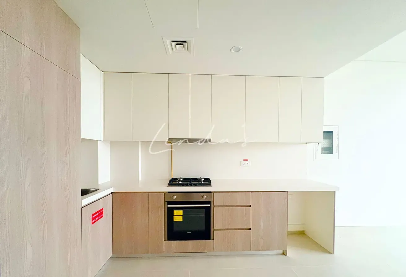 Spacious 1BR | Golf View | High Floor| Brand new
