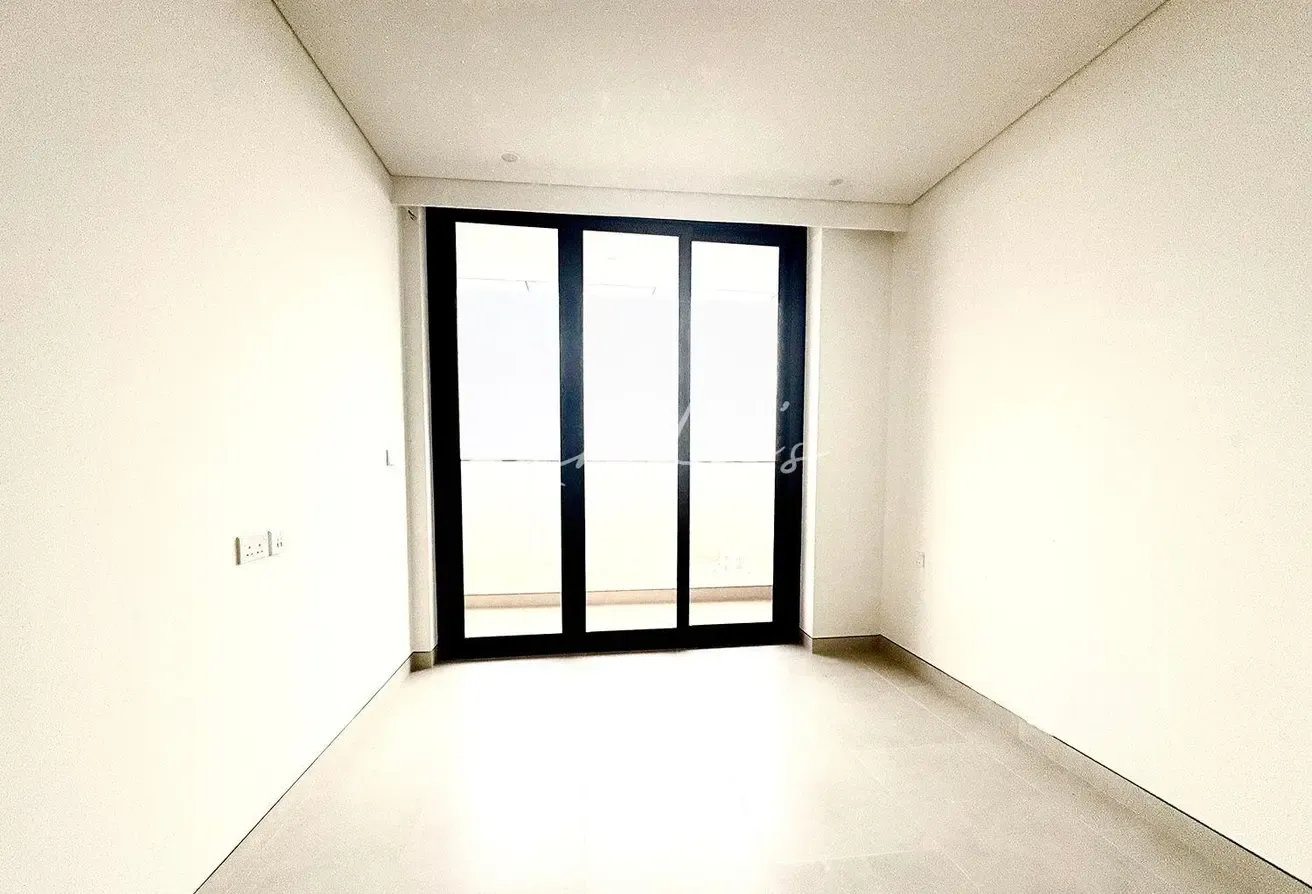 Spacious  1BR | Golf View | High Floor| Brand new
