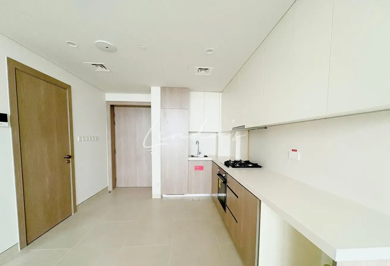 Spacious  1BR | Golf View | High Floor| Brand new