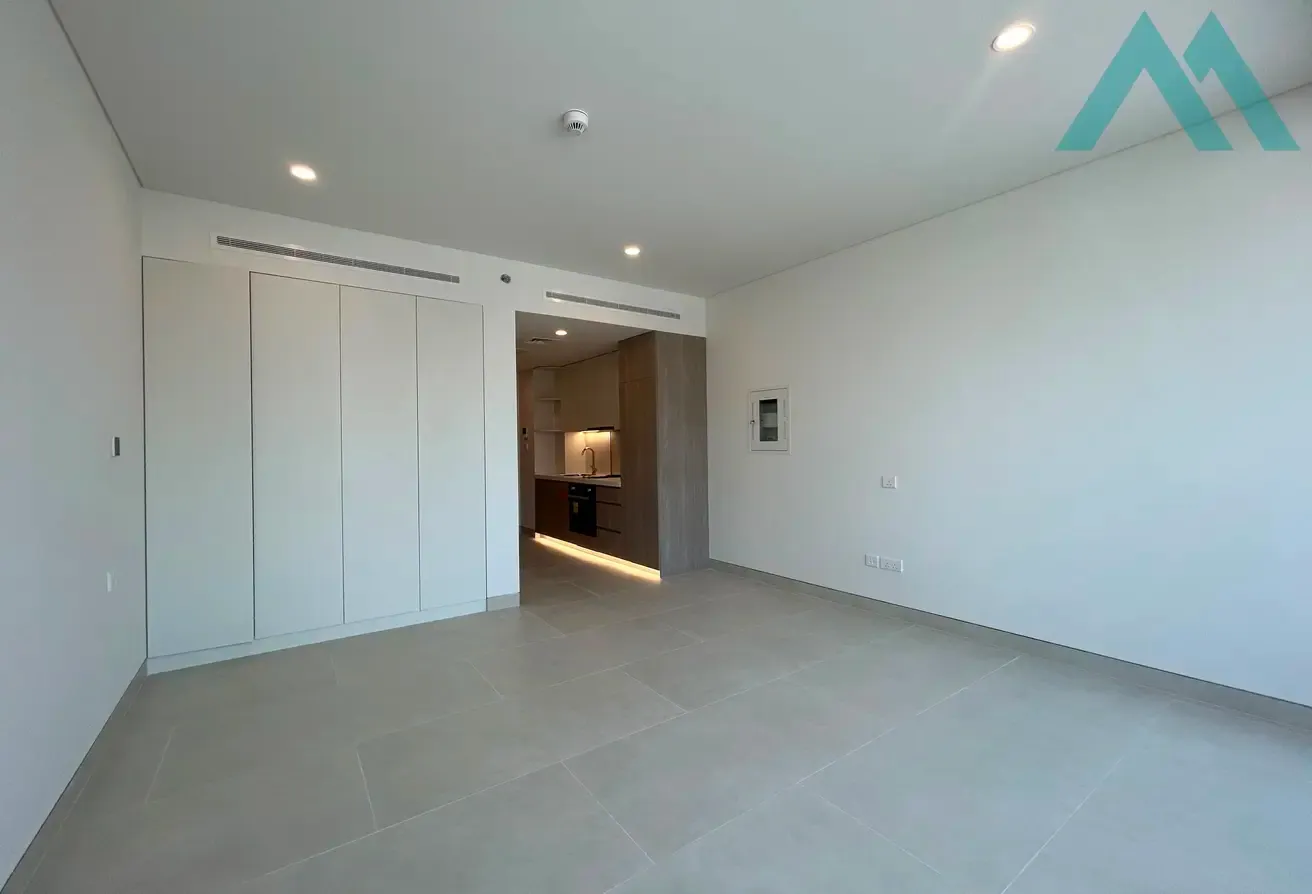 VACANT | UNFURNISHED | MULTIPLE CHEQUES