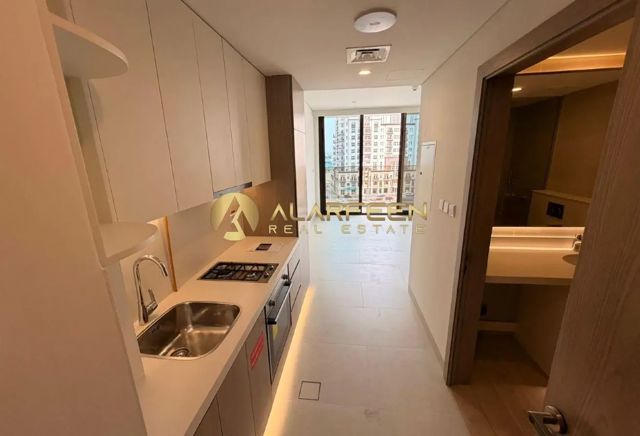 Compact Studio | Balcony | Brand new