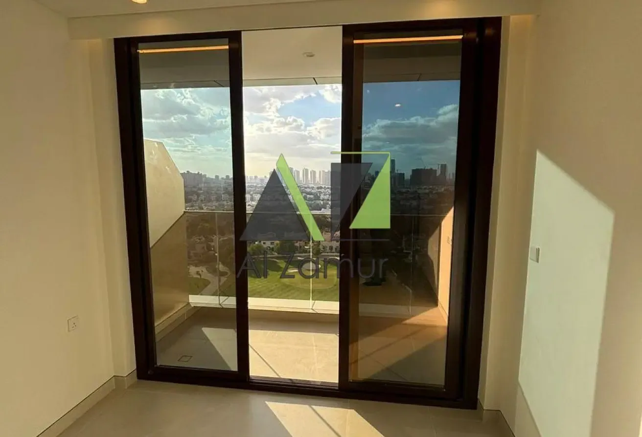 SPACIOUS 1BR | FITTED KITCHEN | HIGH FLOOR | READY