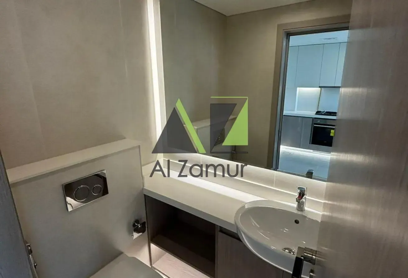 SPACIOUS 1BR | FITTED KITCHEN | HIGH FLOOR | READY