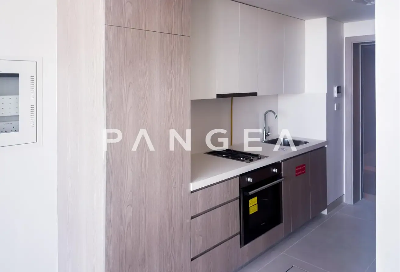 High Floor | Ready to move in | Brand New