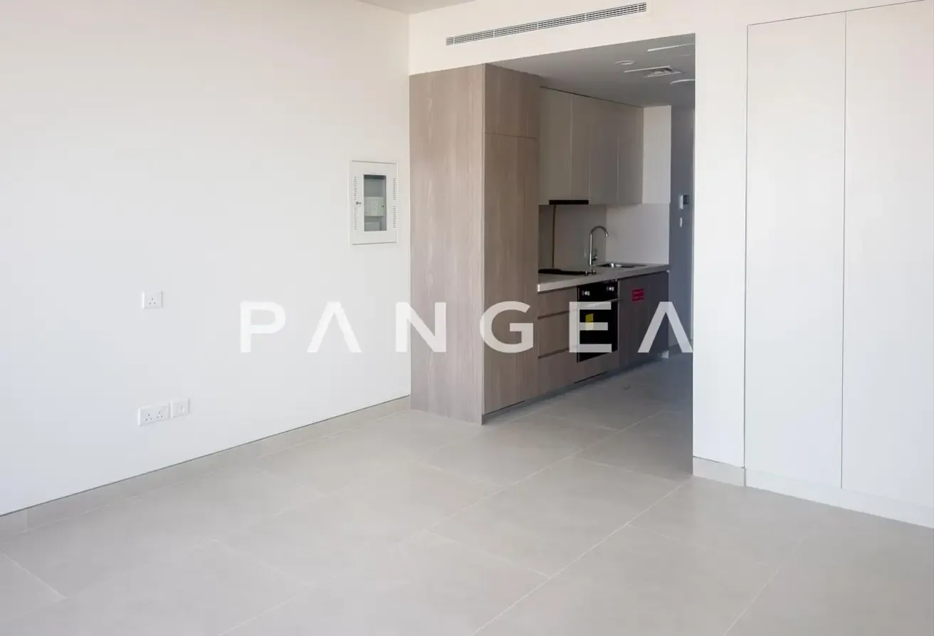 High Floor | Ready to move in | Brand New