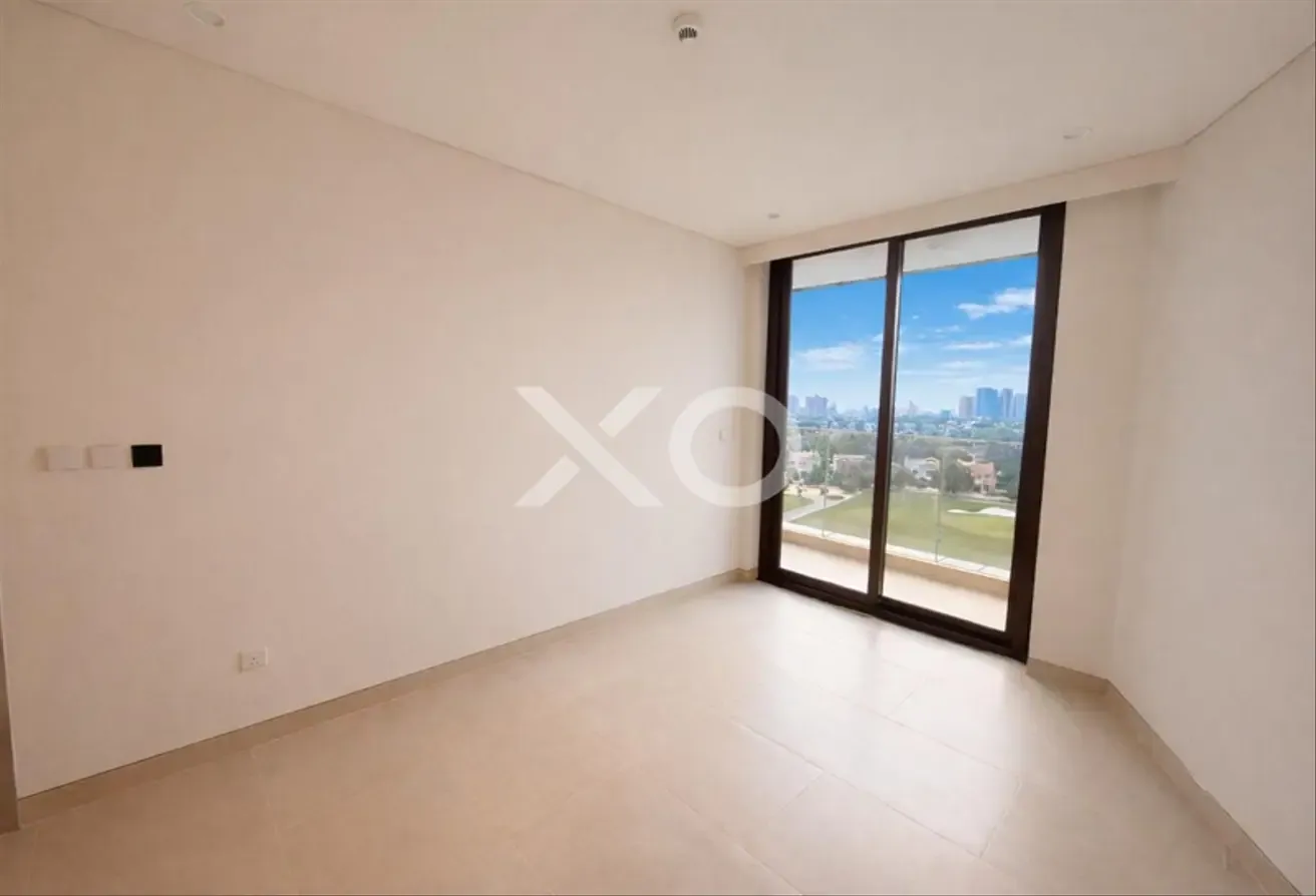 Golf View | Brand New | 12 Cheques