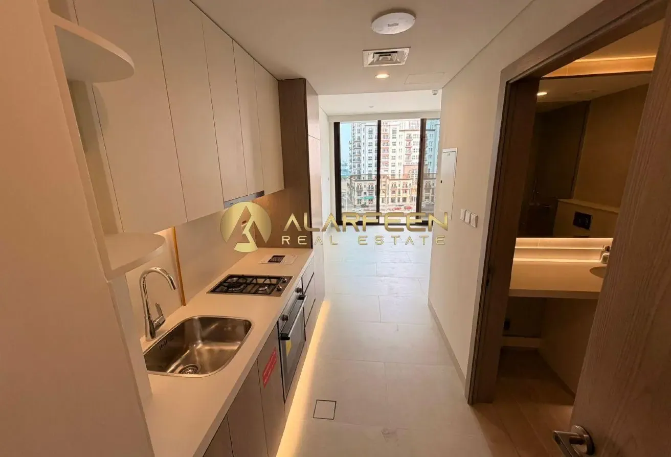 Higher Floor | Premium Studio| Brand New