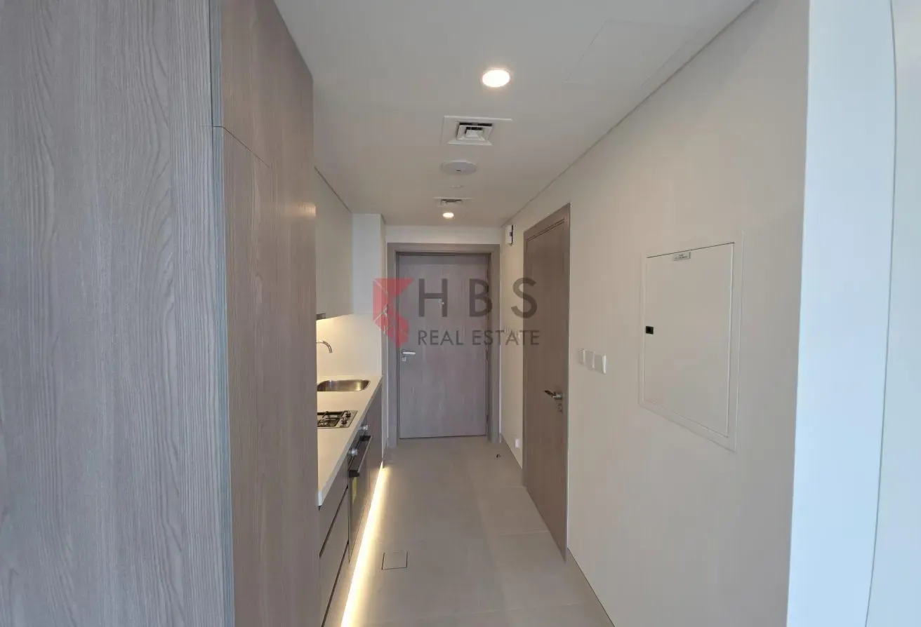 BRAND NEW | UNFURNISHED STUDIO | READY TO MOVE