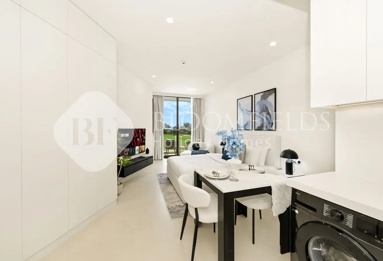 Contemporary Studio l Modern Living l Call Now